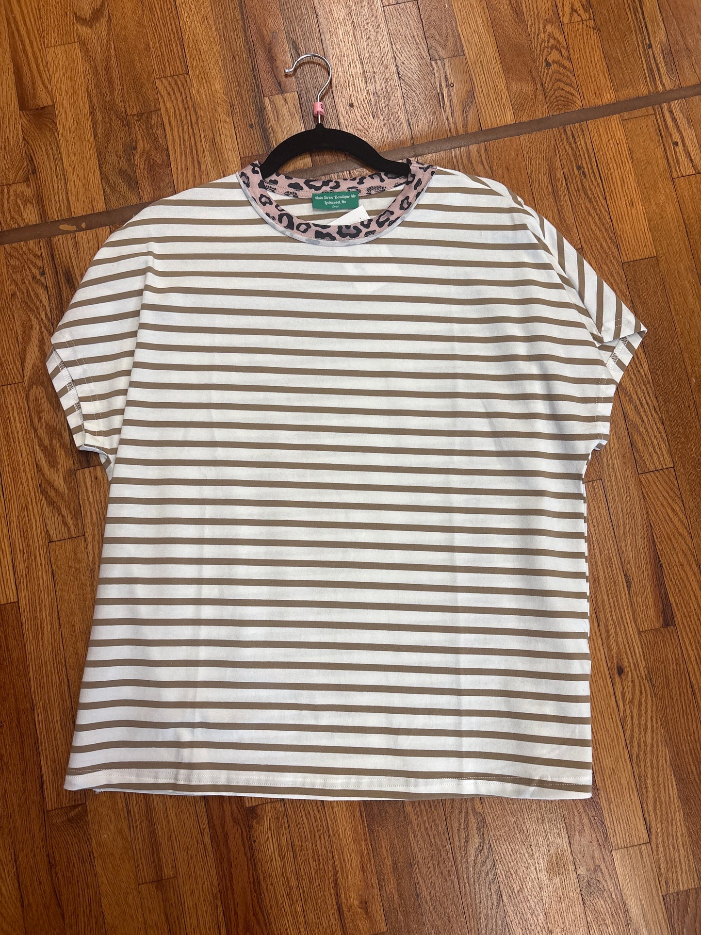 Stripe Leopard Neck Loose T Shirt