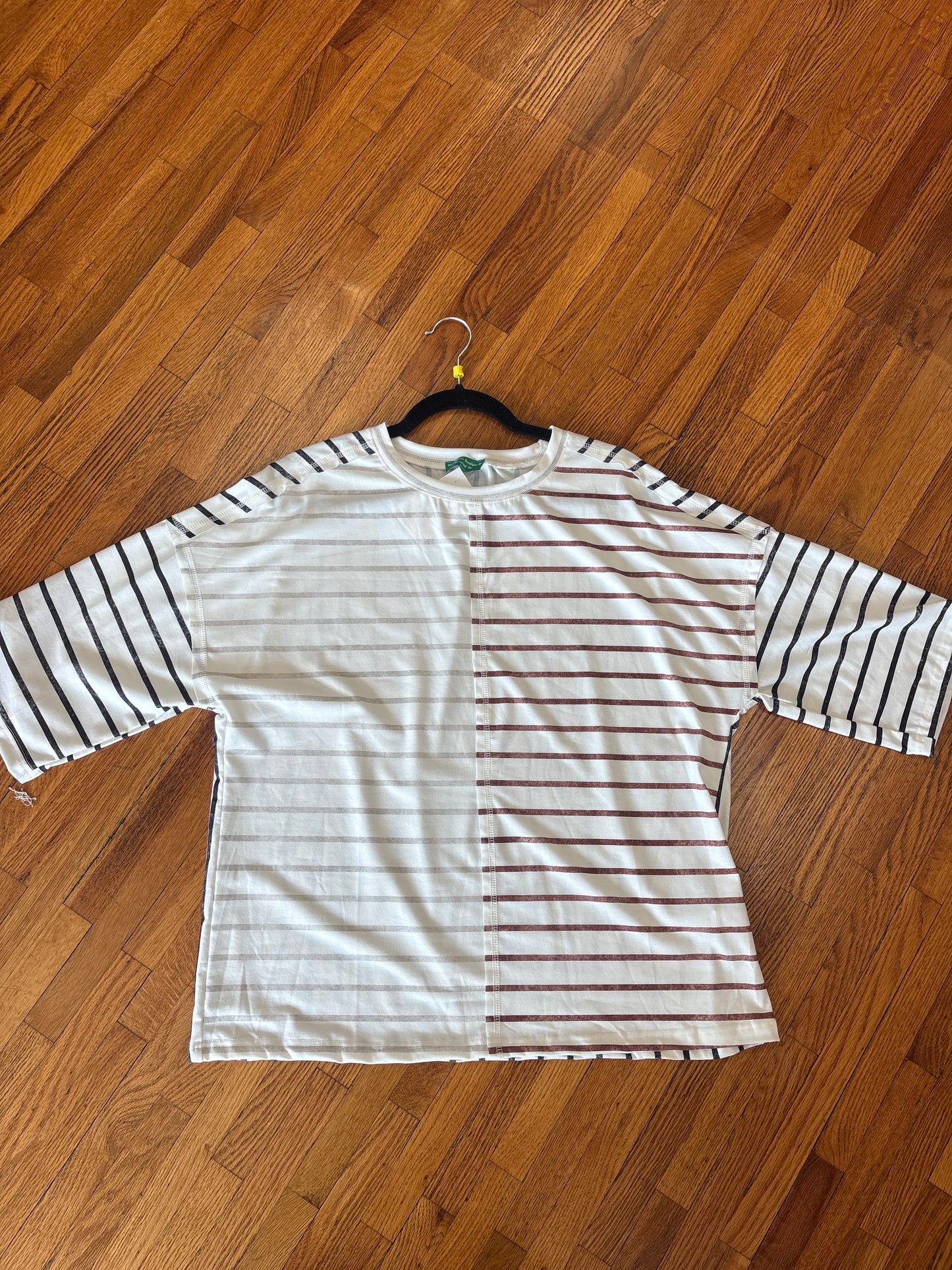 Stripe Colorblock Details Round Neck T Shirt