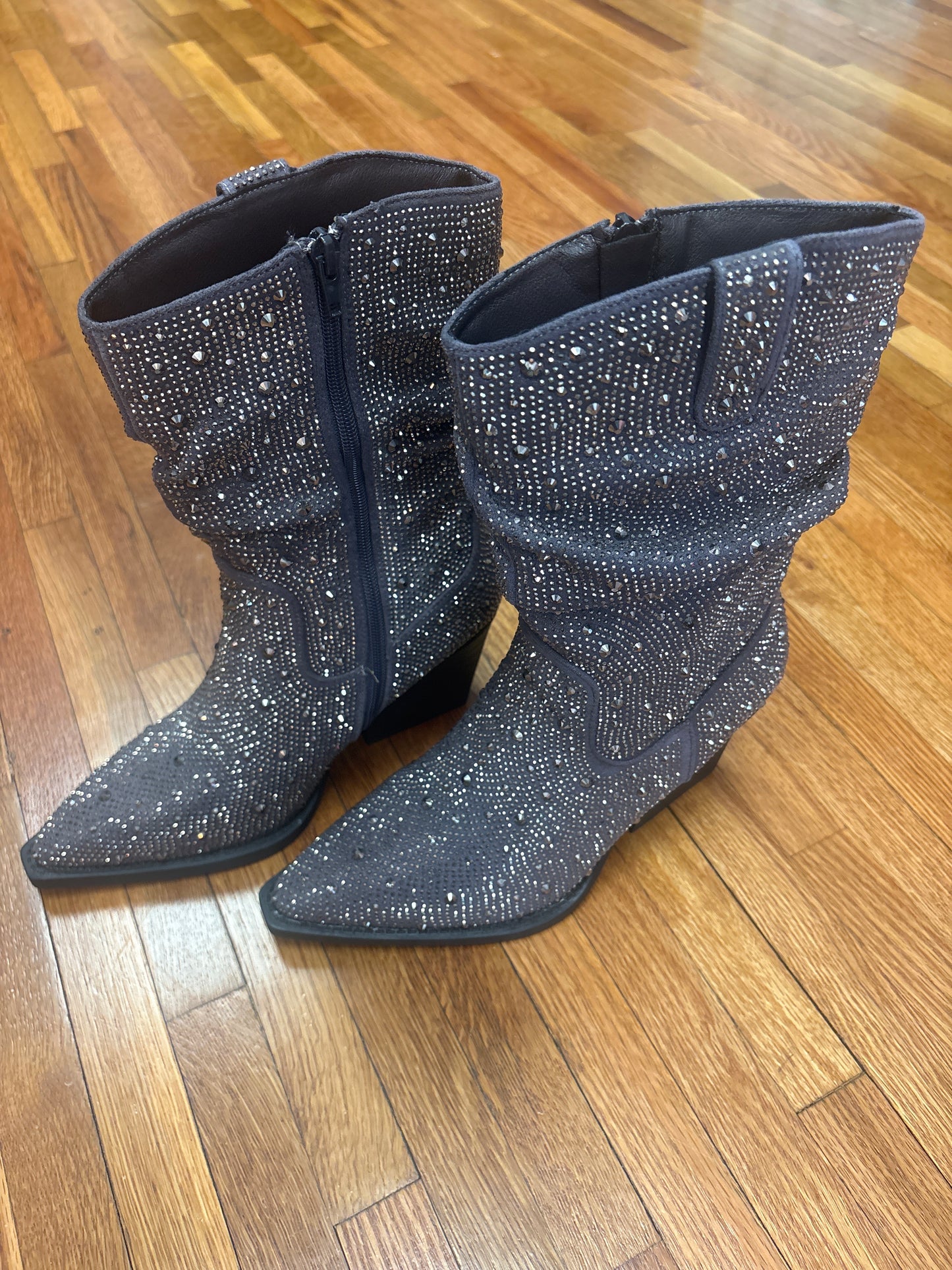 Very G Lady Slouch Booties