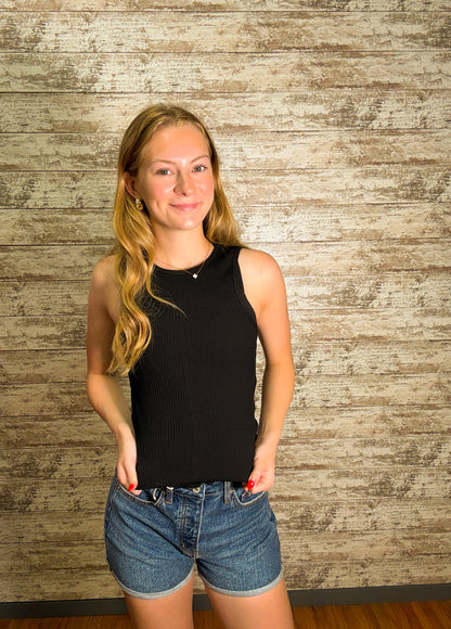 Ribbed Scoop Neck Tank Top - Black