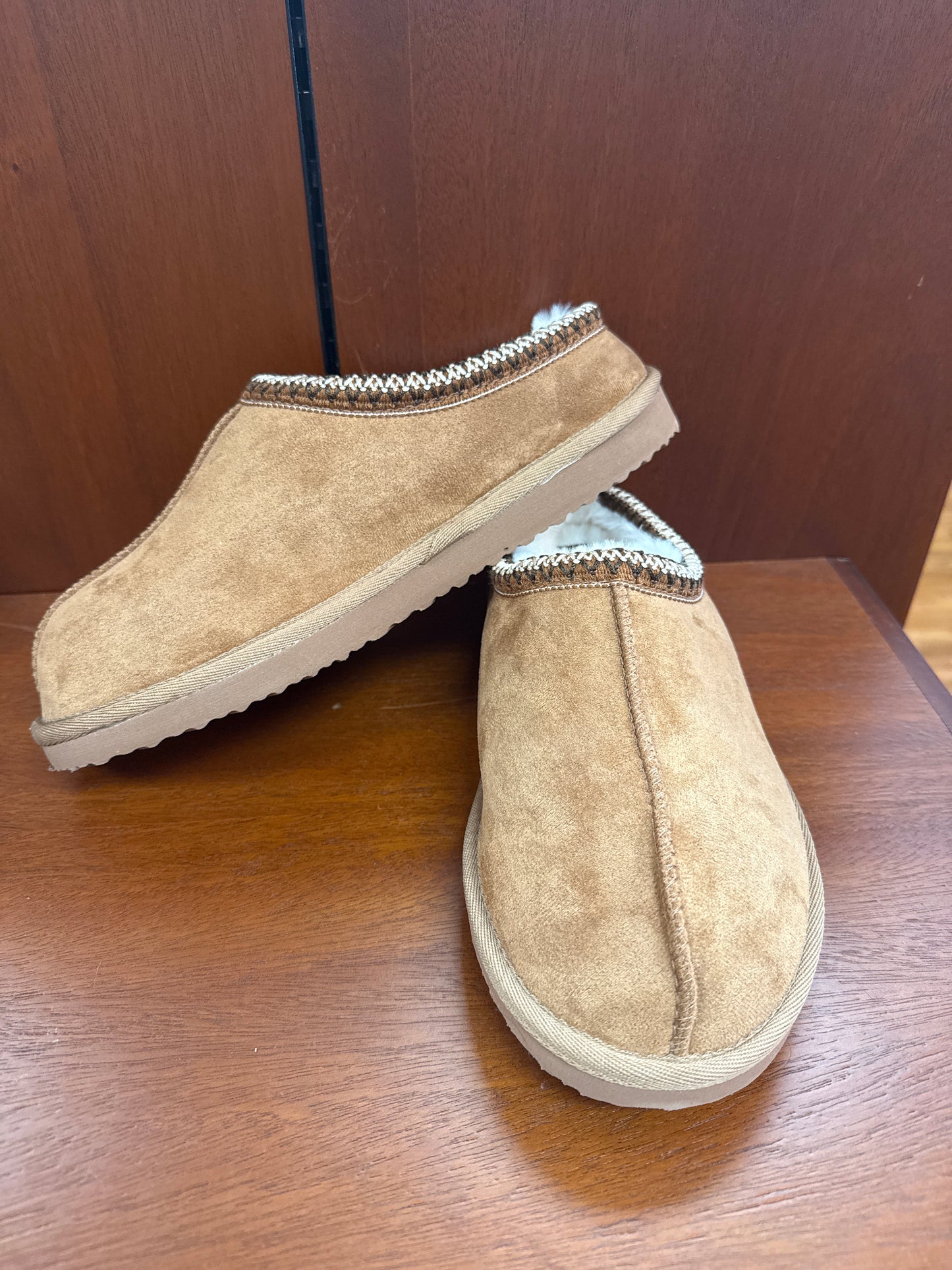 Very G Sparks Slip-on Shoes - Tan