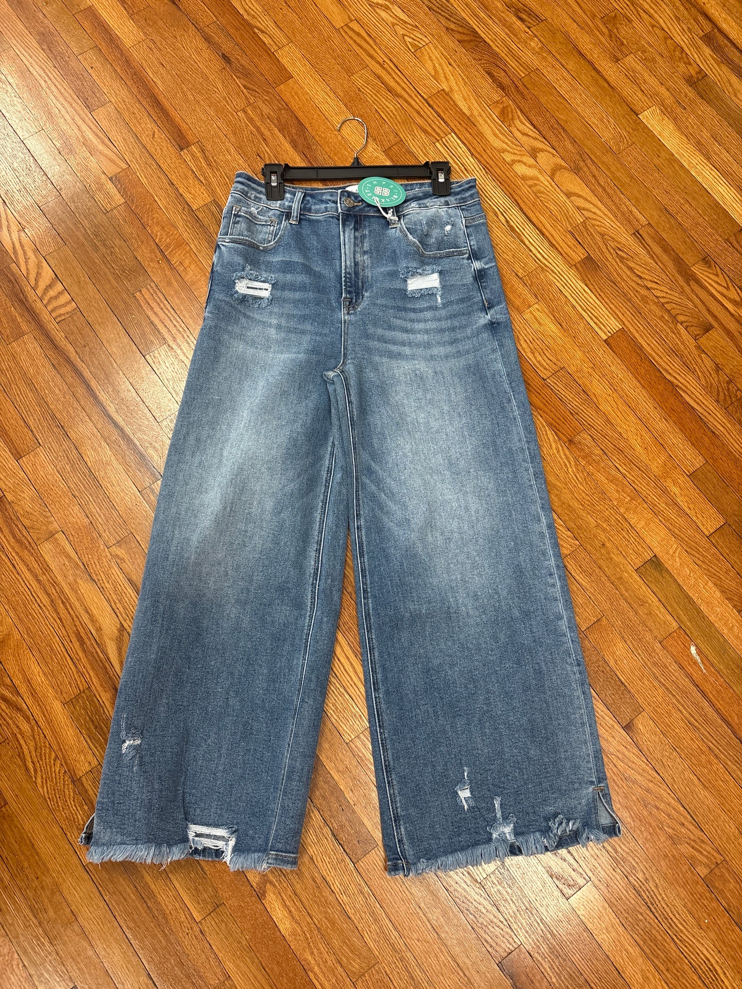 Ash Crop Wide Leg Jean