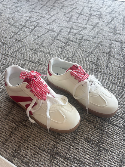 Very G Retro Tennis Shoes (White/Red)