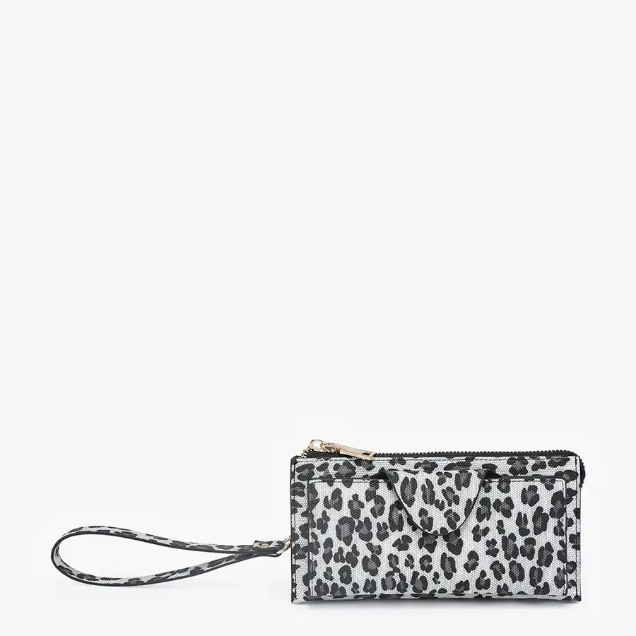 Kyla Wallet w/ Snap Closure *multiple colors