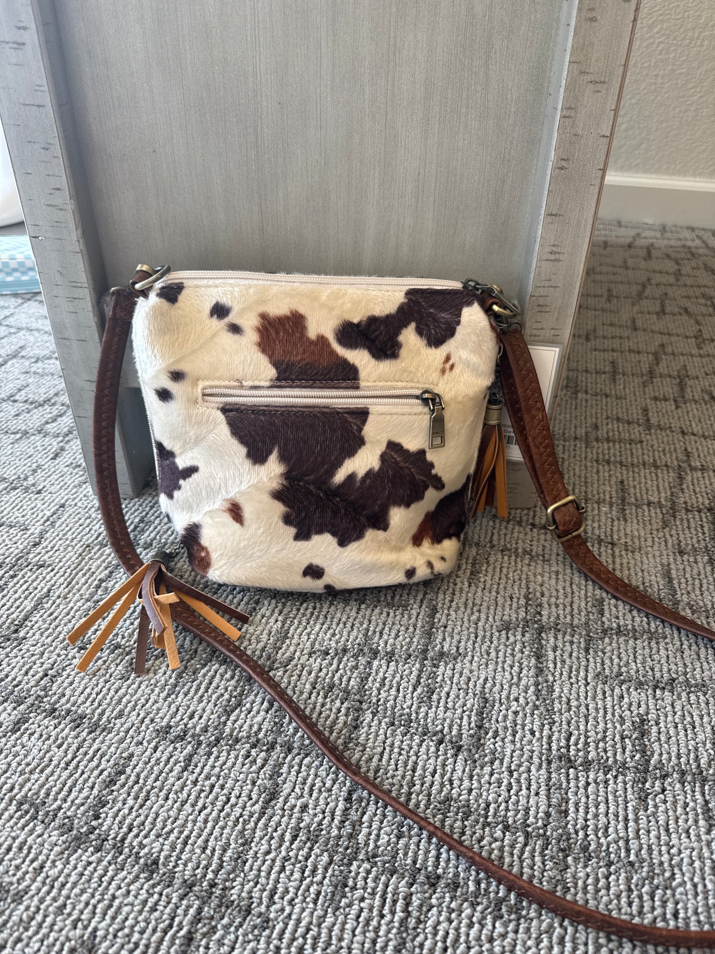 Dylan Crossbody - Cow/Dark Brown