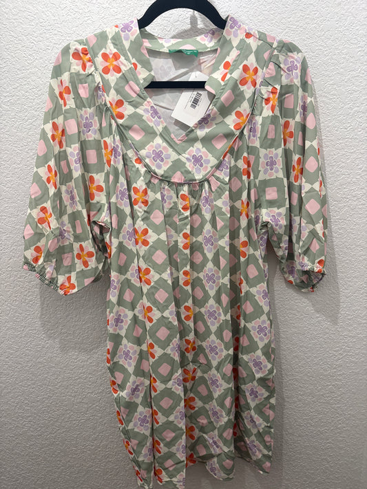 Geometric Floral 3/4 Sleeve Notched Neck