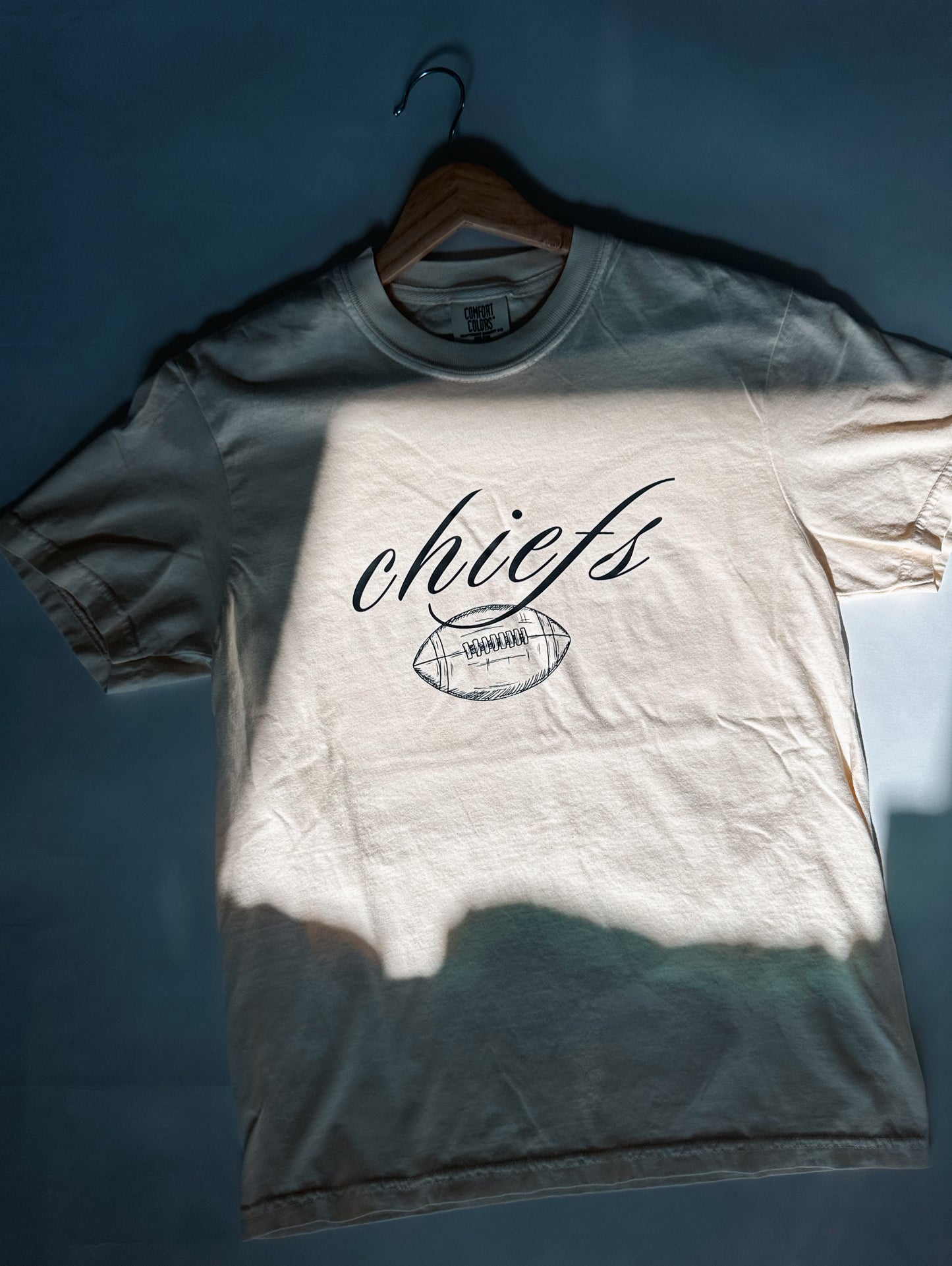 chiefs ivory tee