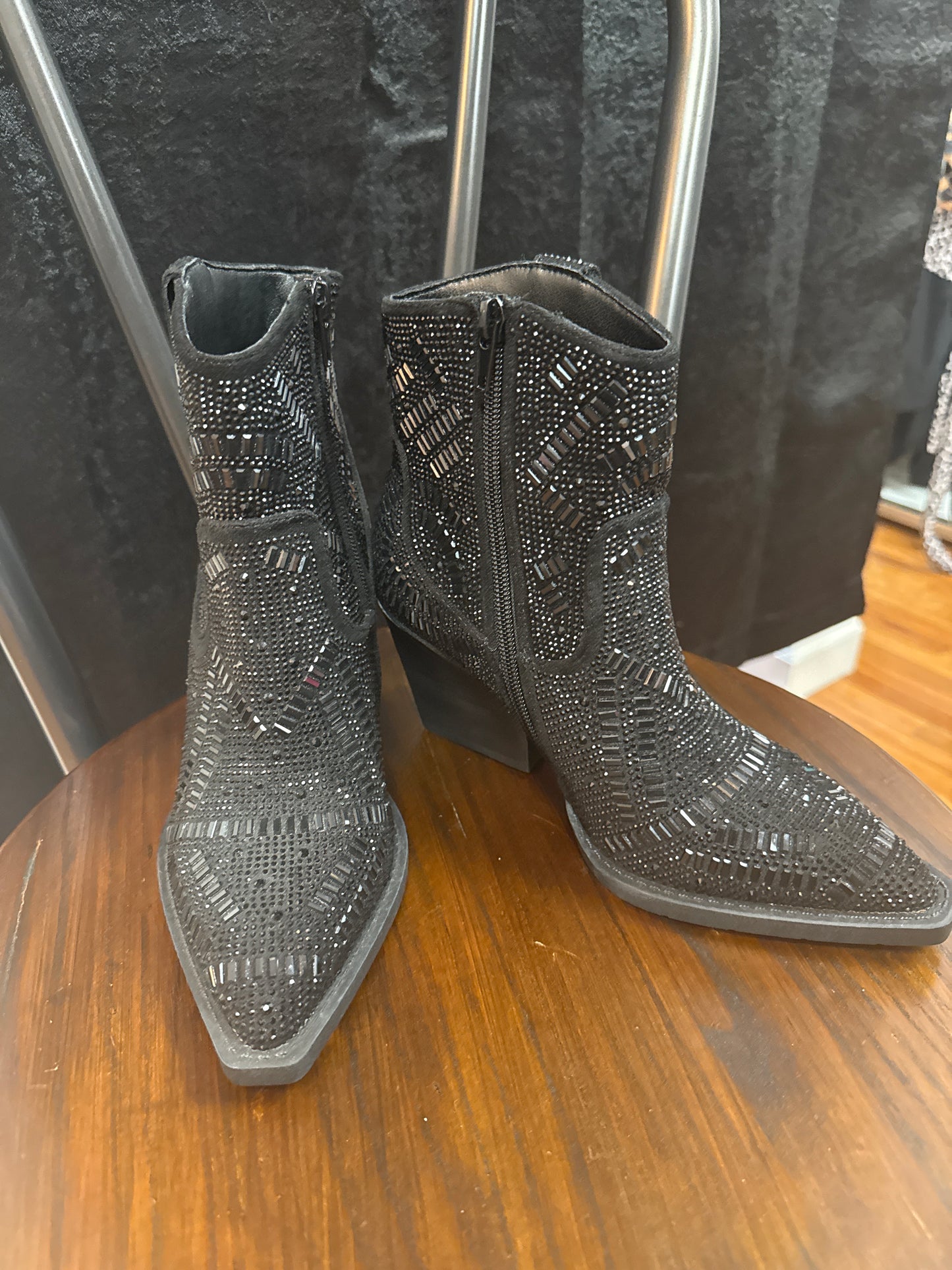 maze rhinestone booties (black)