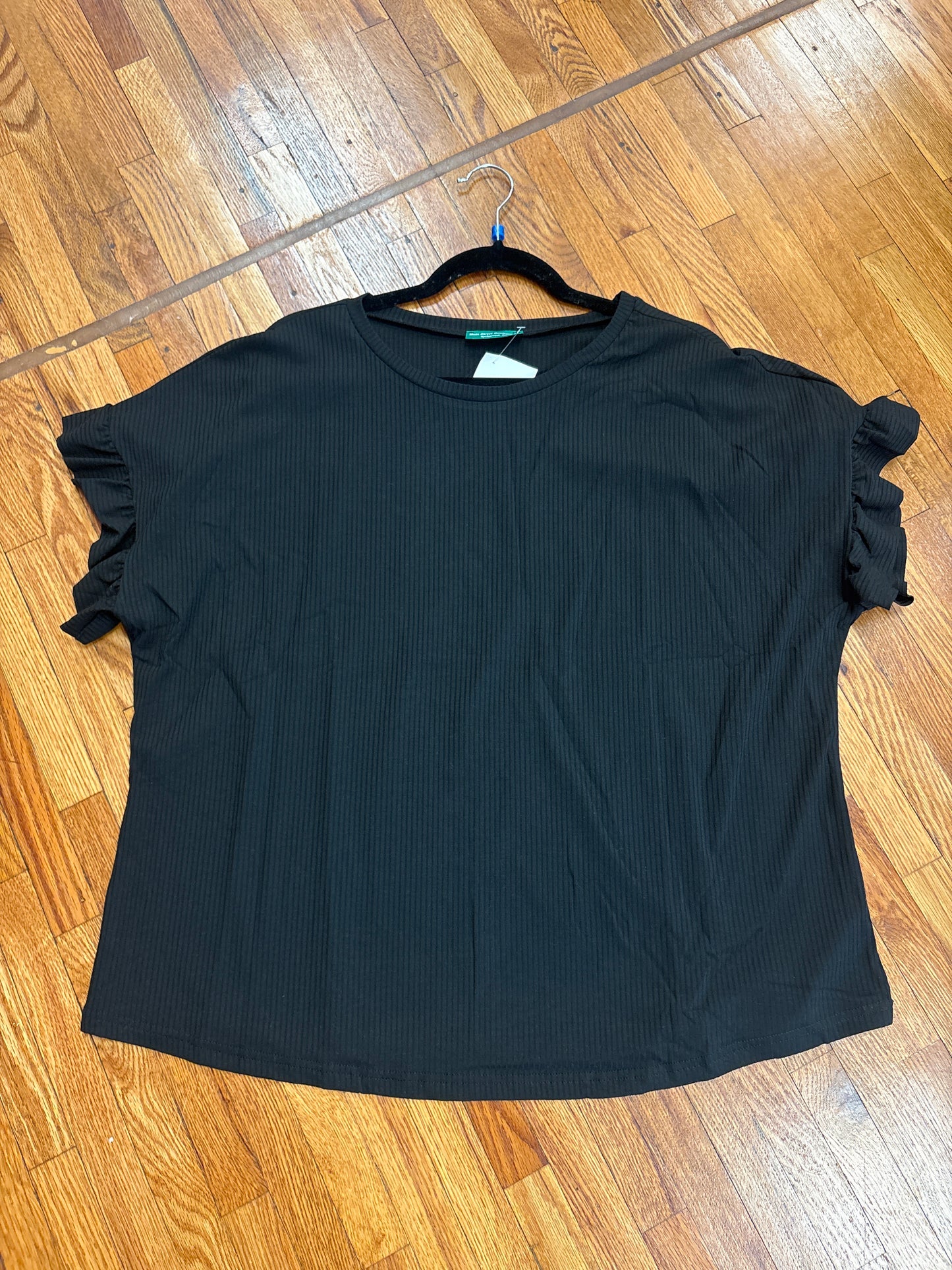 Ribbed Ruffled Short Sleeve T Shirt - Black