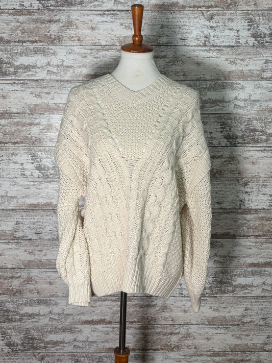 Unique Detail V-Neck Sweater