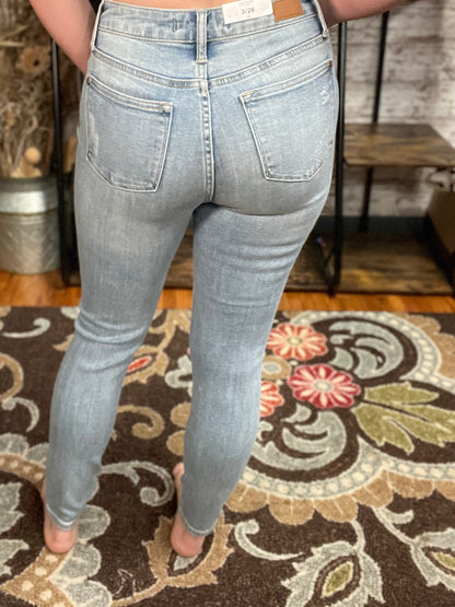 Judy Blue Distressed Medium Wash Skinny Jeans