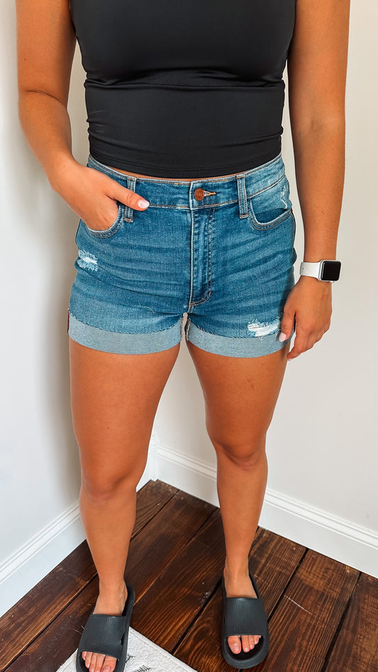 2.0 mom fit shorts