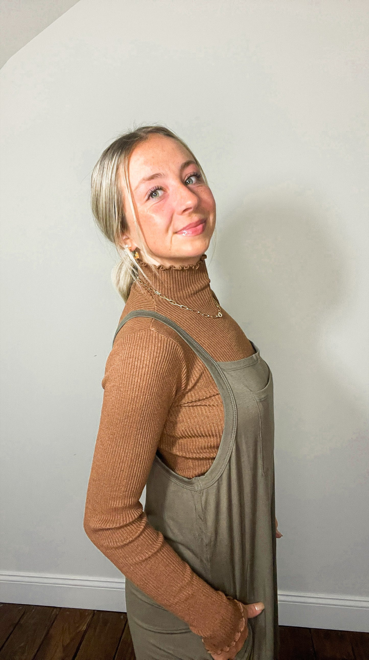 t-neck sweater