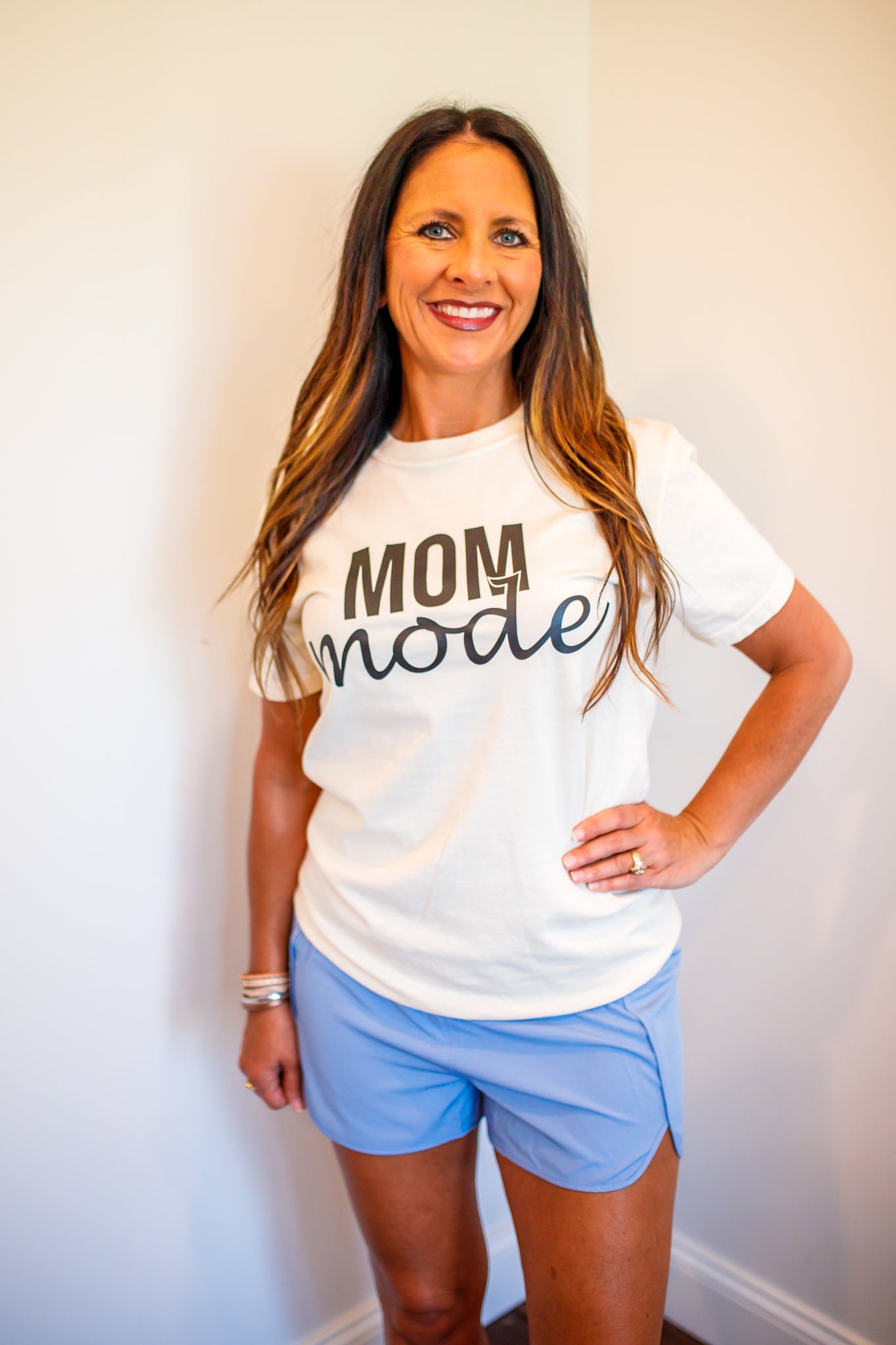 mom mode tee