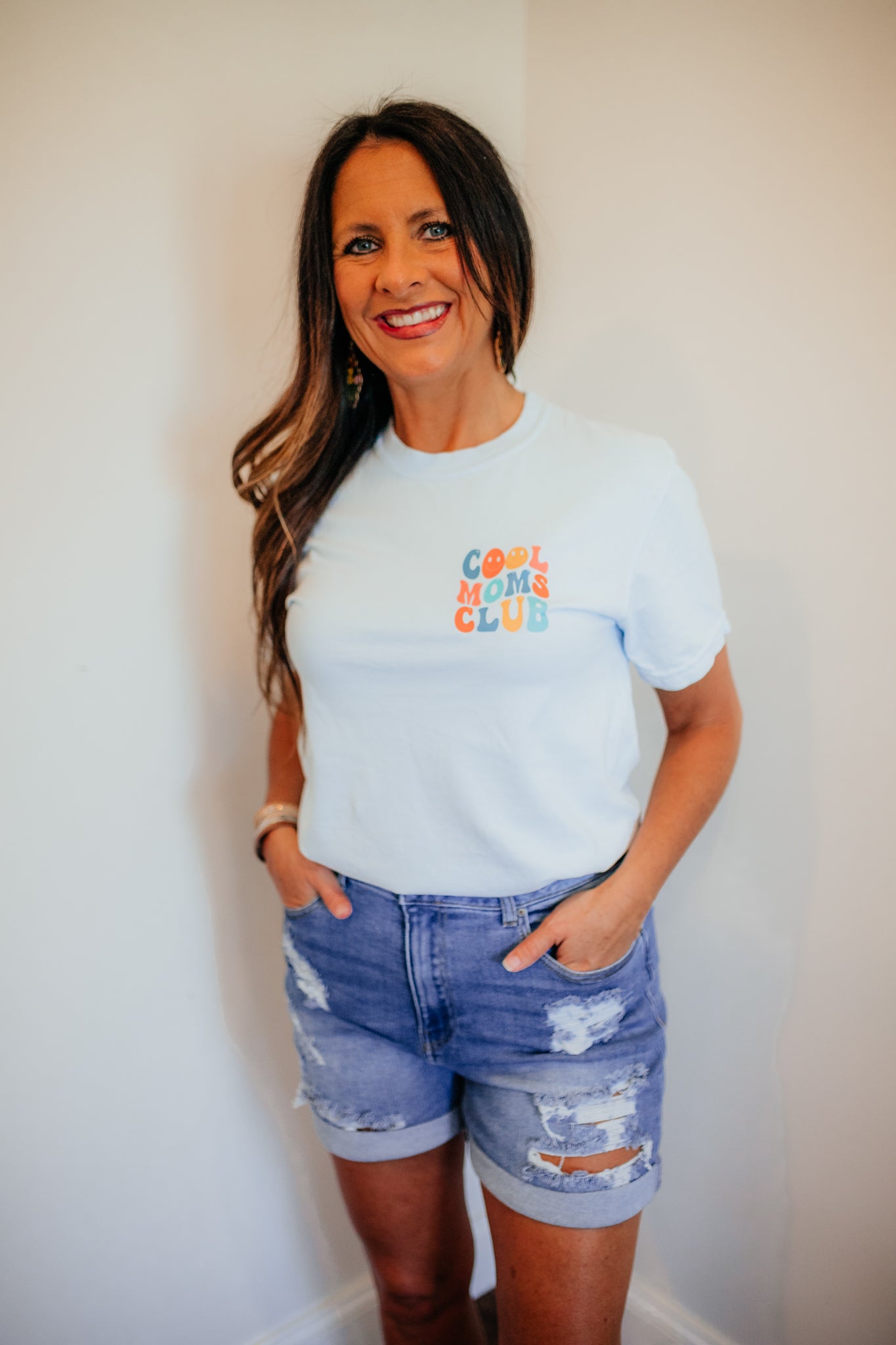 cool moms club tee